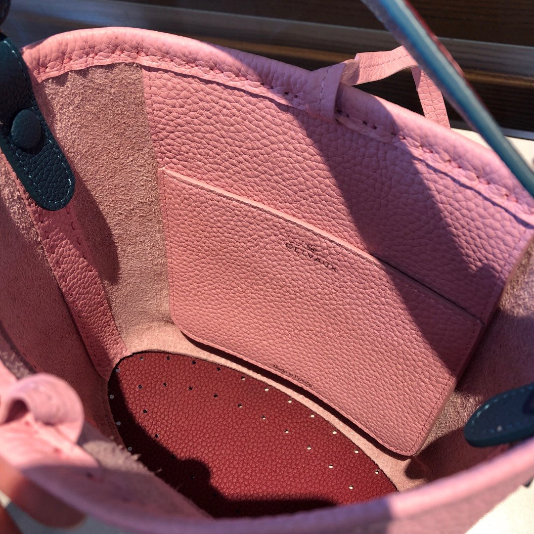 델보 팽 미니 버킷 크로스백